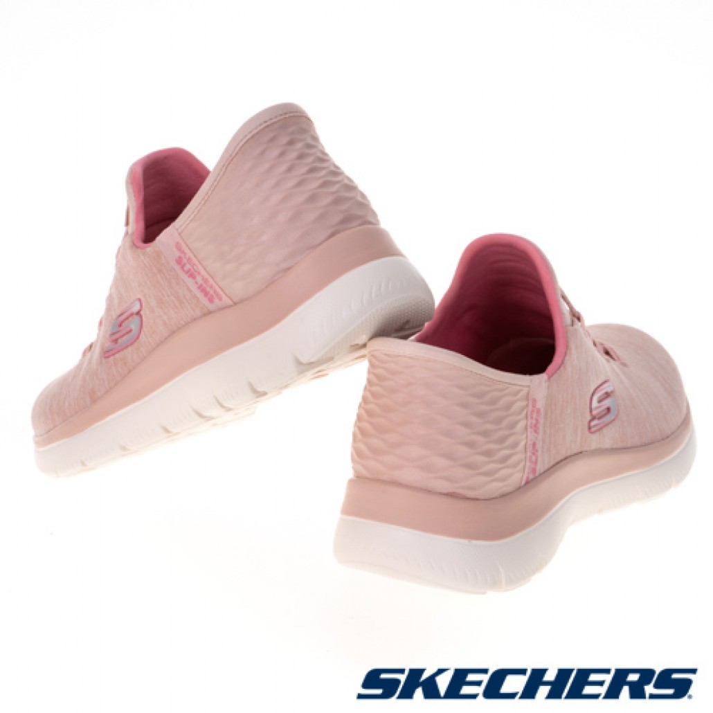 skechers_20221204212138_702174.jpg