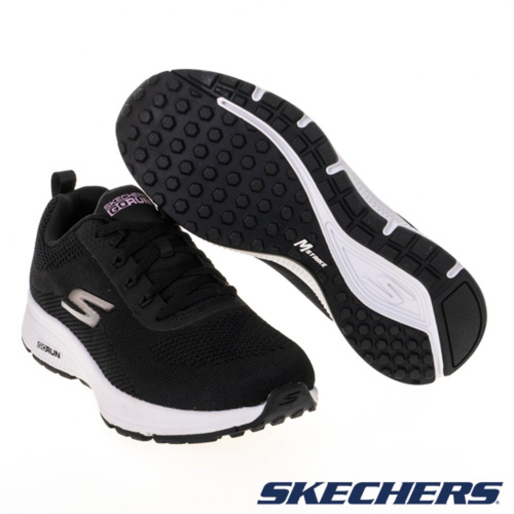 skechers_20221227173606_635372.jpg