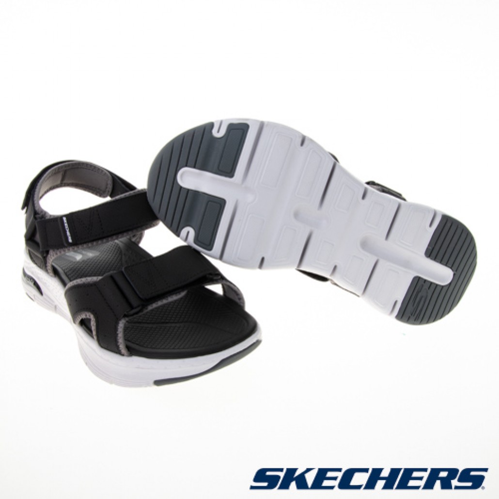 skechers_20230408002729_328724.jpg