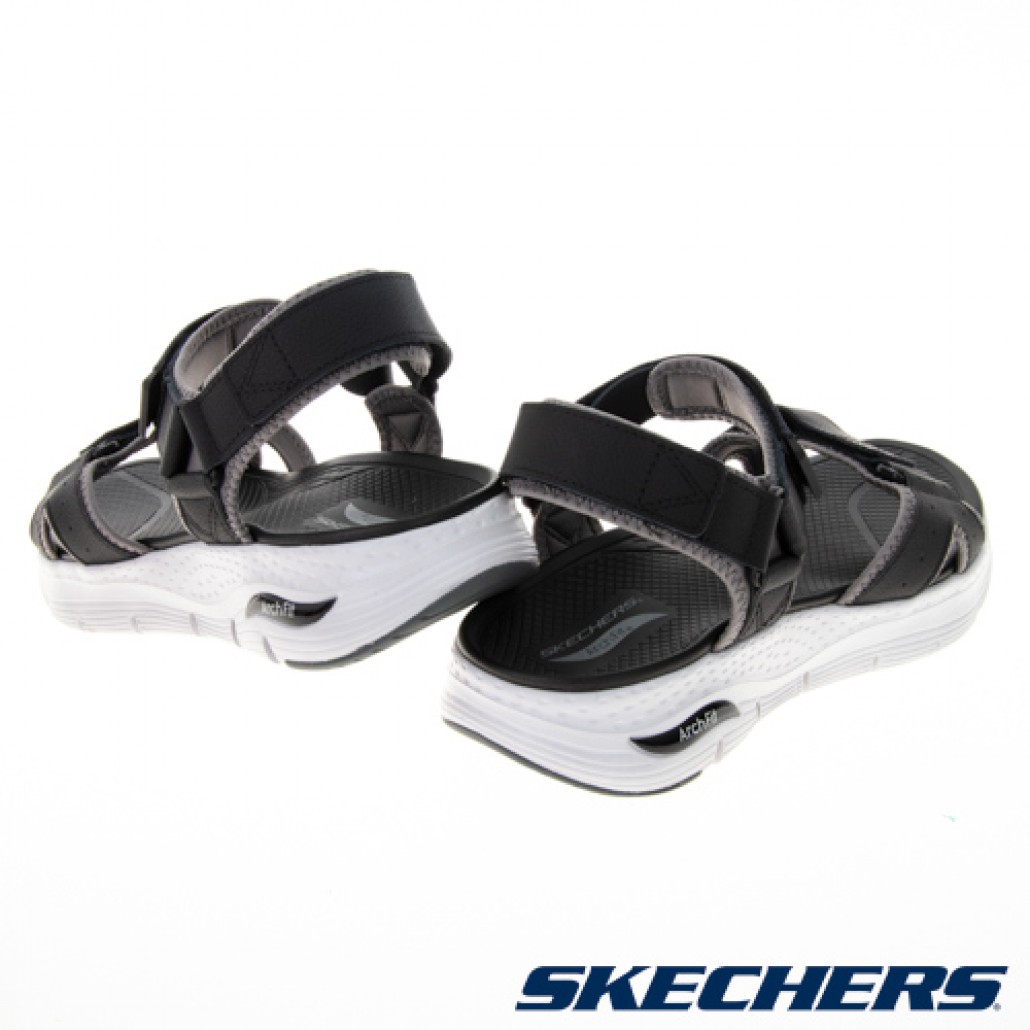 skechers_20230408002729_404880.jpg