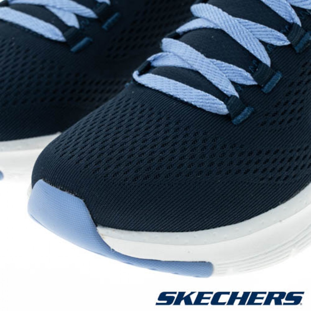 skechers_20230630173034_979197.JPG