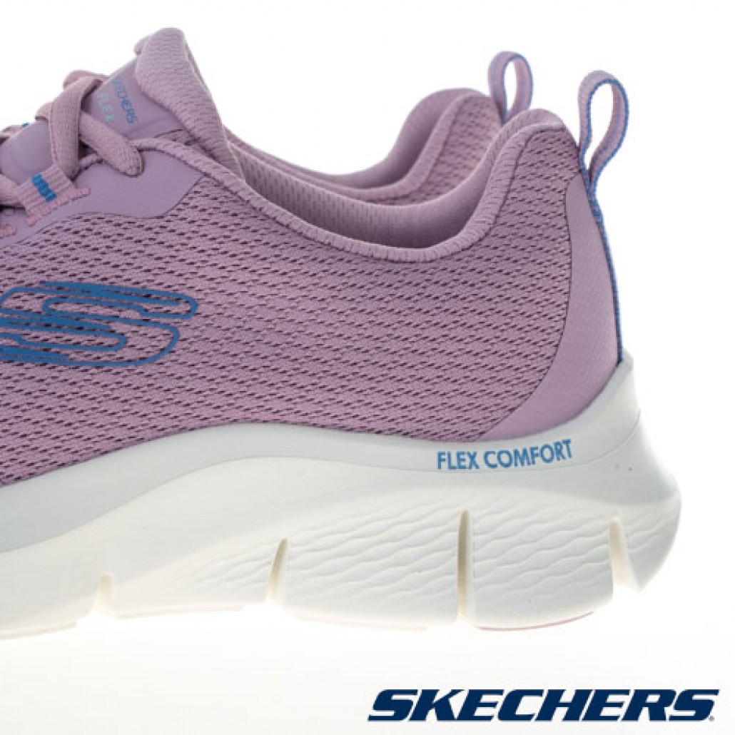 skechers_20230705150052_559107.jpg