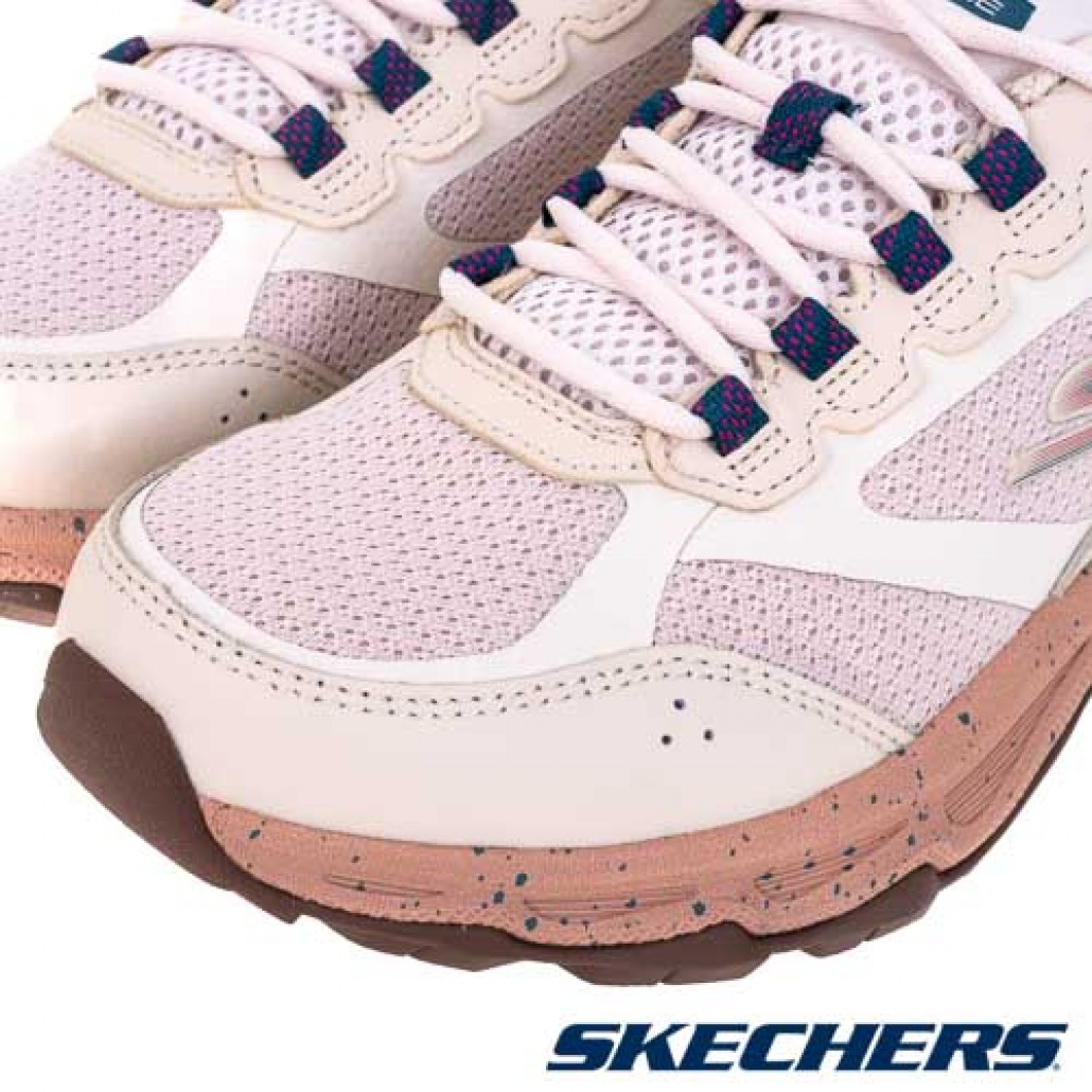 skechers_20230923163438_588140.jpg