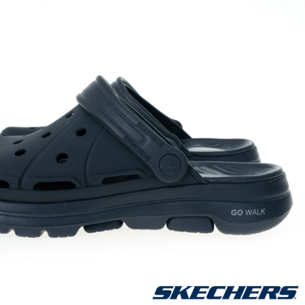 skechers_20231031172934_240242.jpg