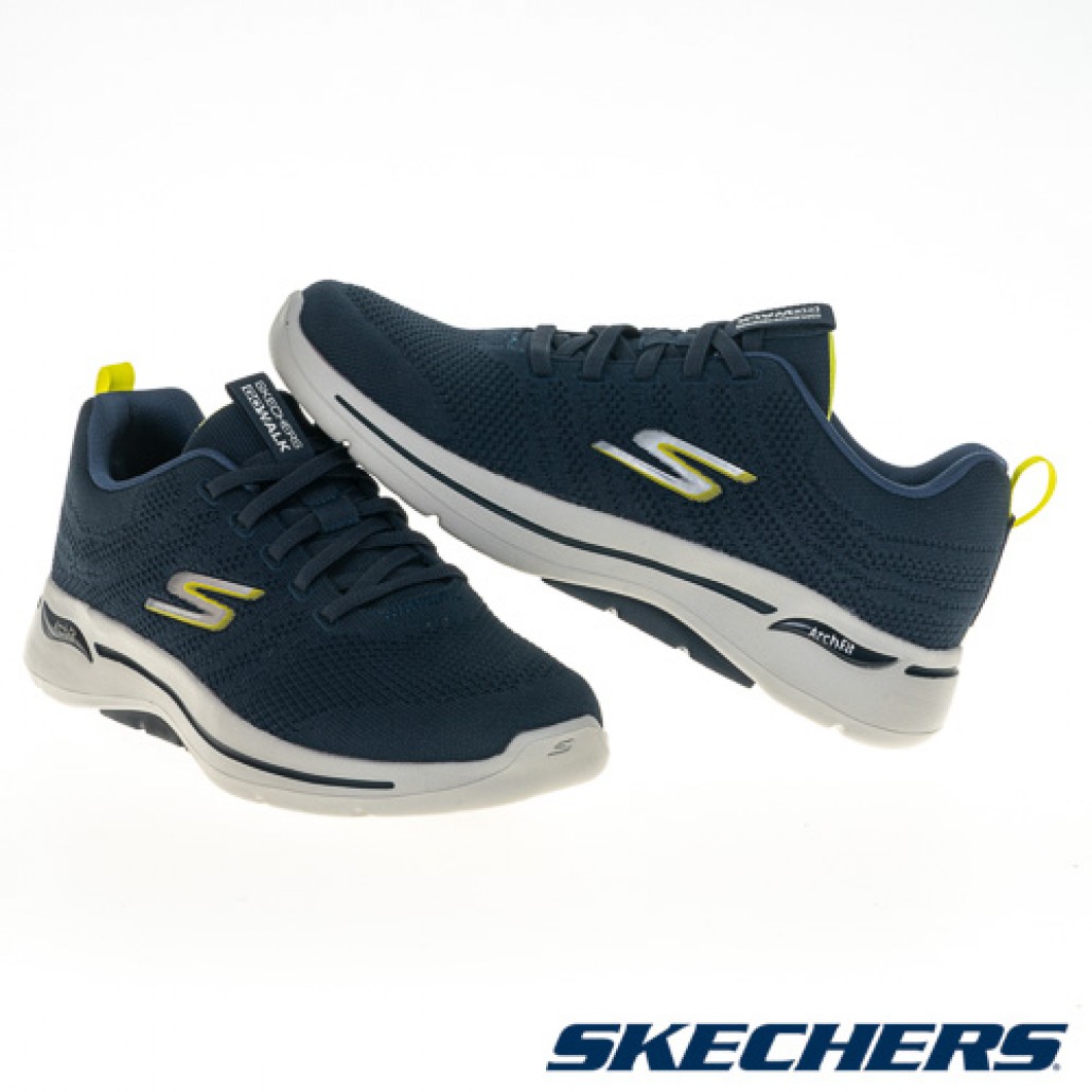 skechers_20231031174024_624490.jpg