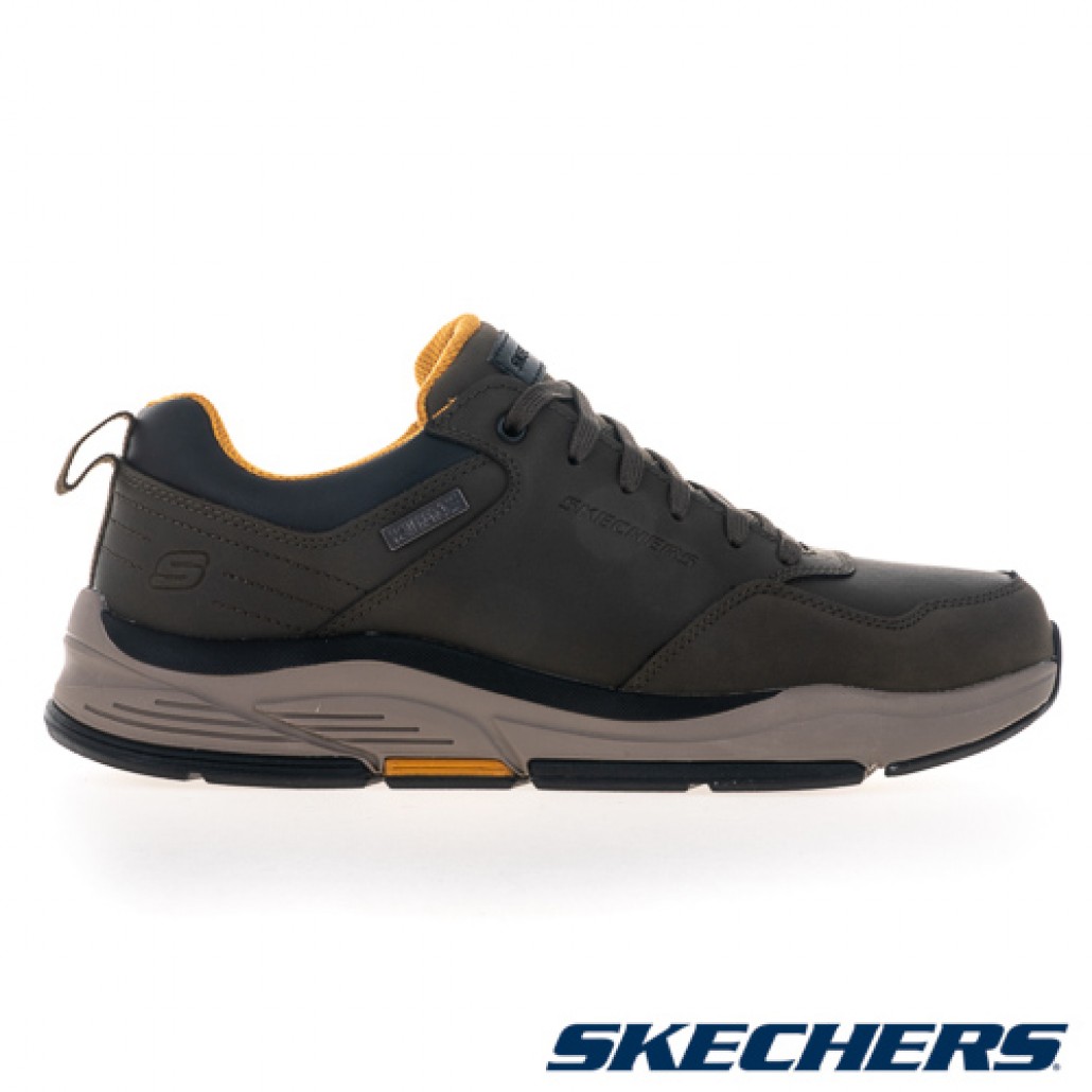 skechers_20231117174425_461068.jpg