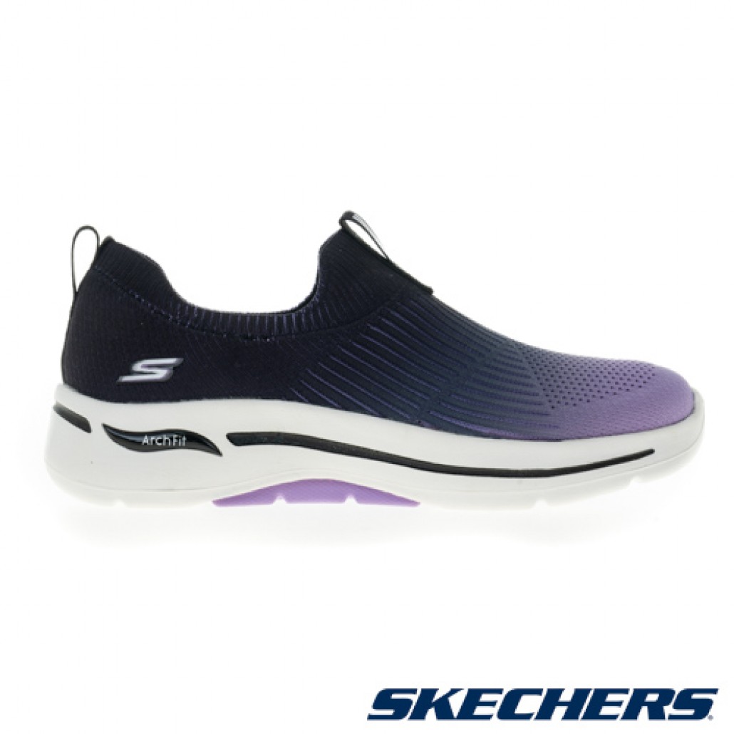 skechers_20231208010005_635892.jpg