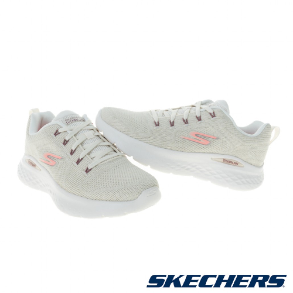 skechers_20231208010028_632135.jpg