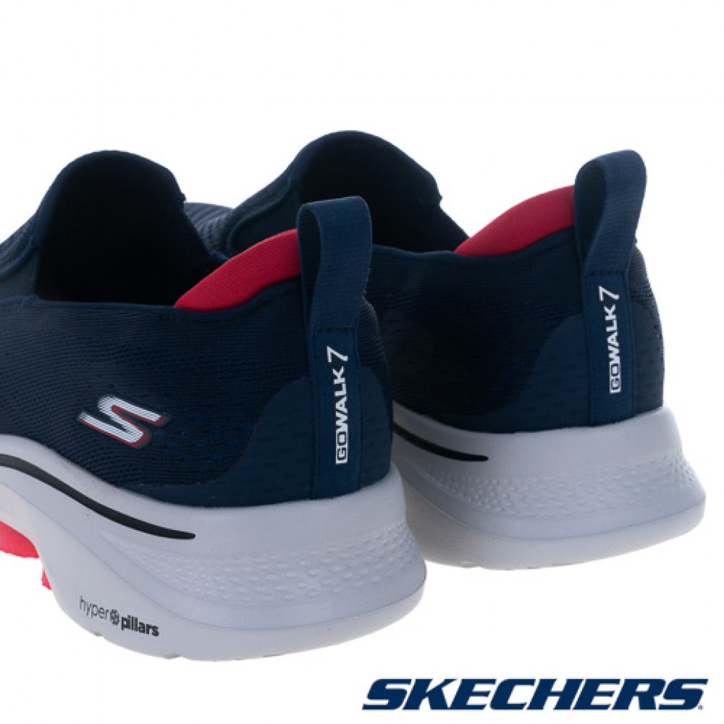 skechers_20231208010045_811463.jpg