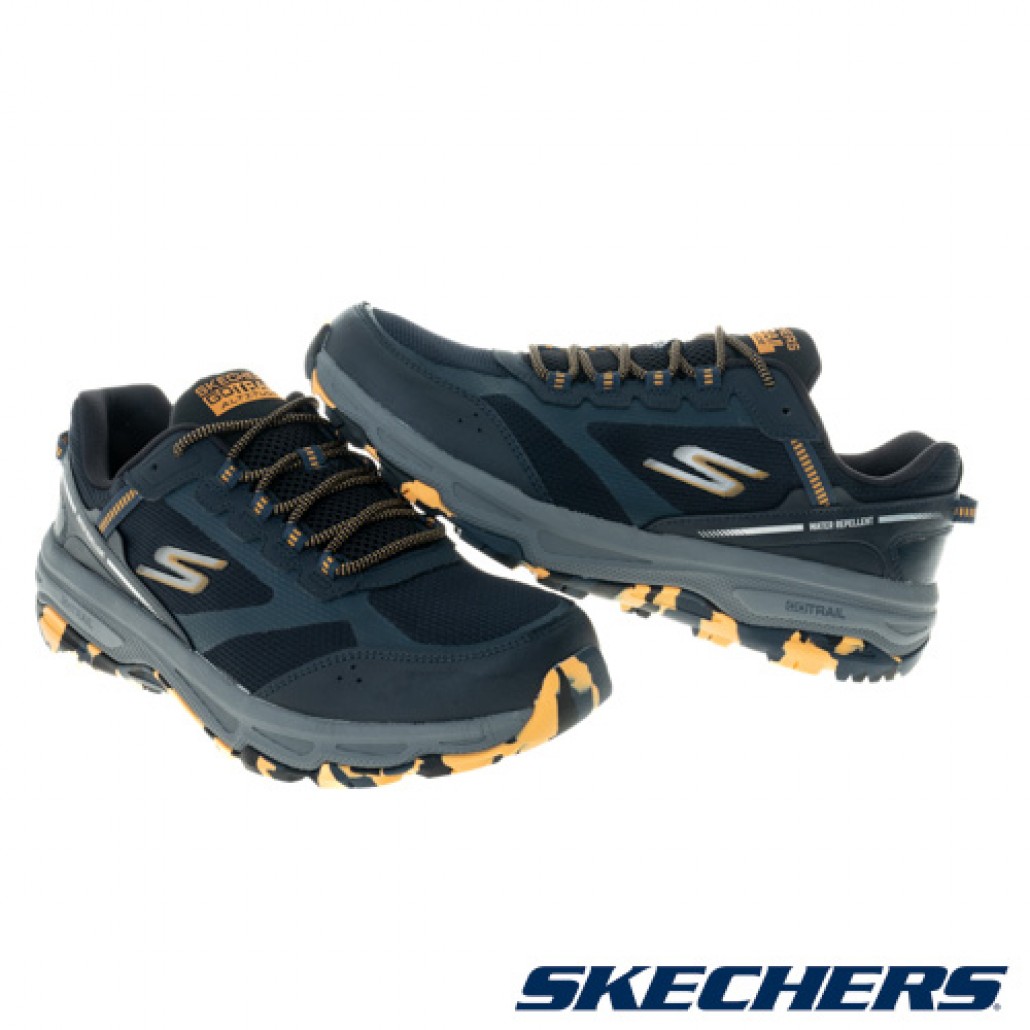 skechers_20231208010106_672288.jpg