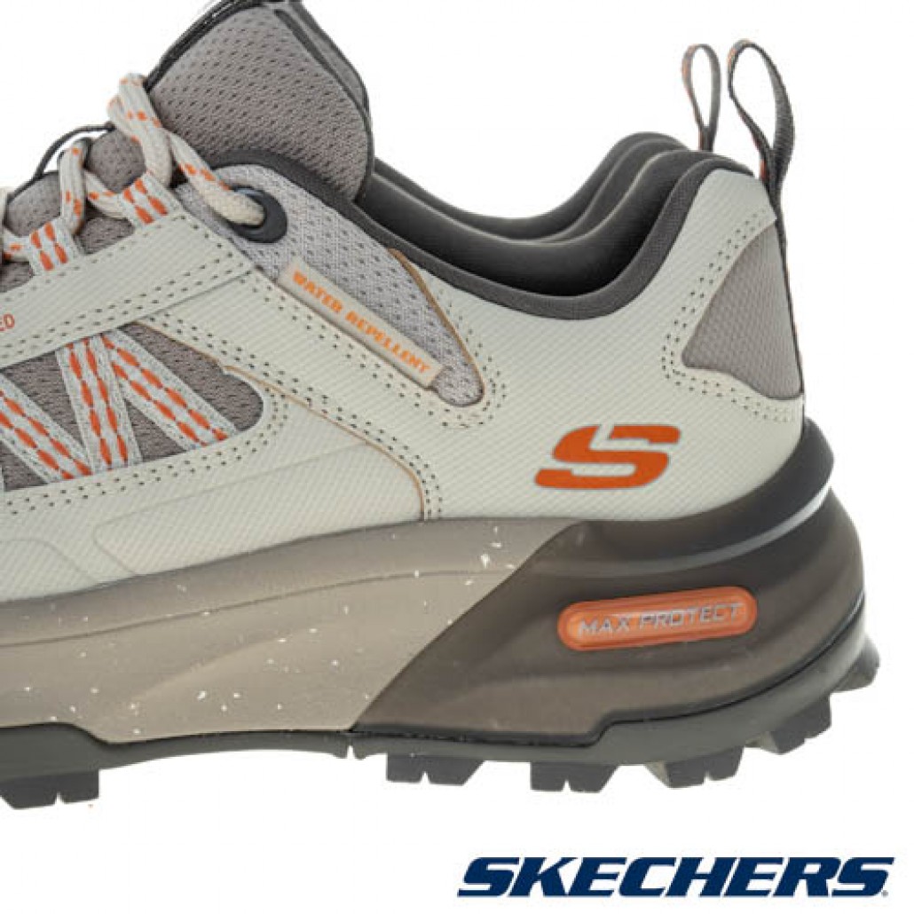 skechers_20231208010112_134073.jpg