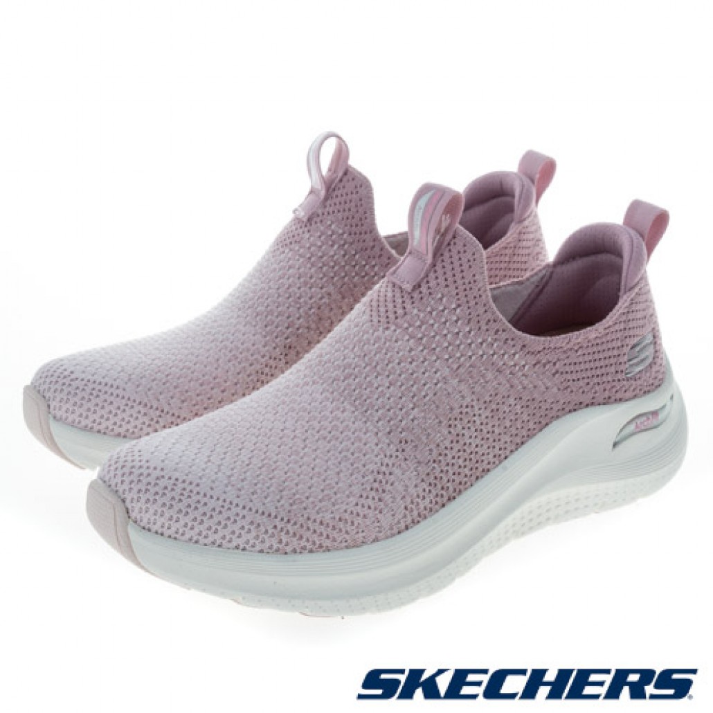 skechers_20231208010114_183621.jpg