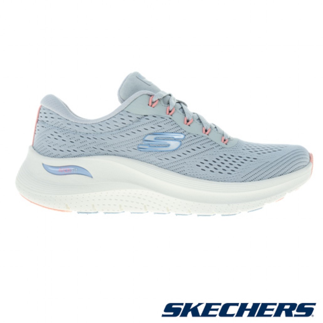 skechers_20231208010117_186845.jpg