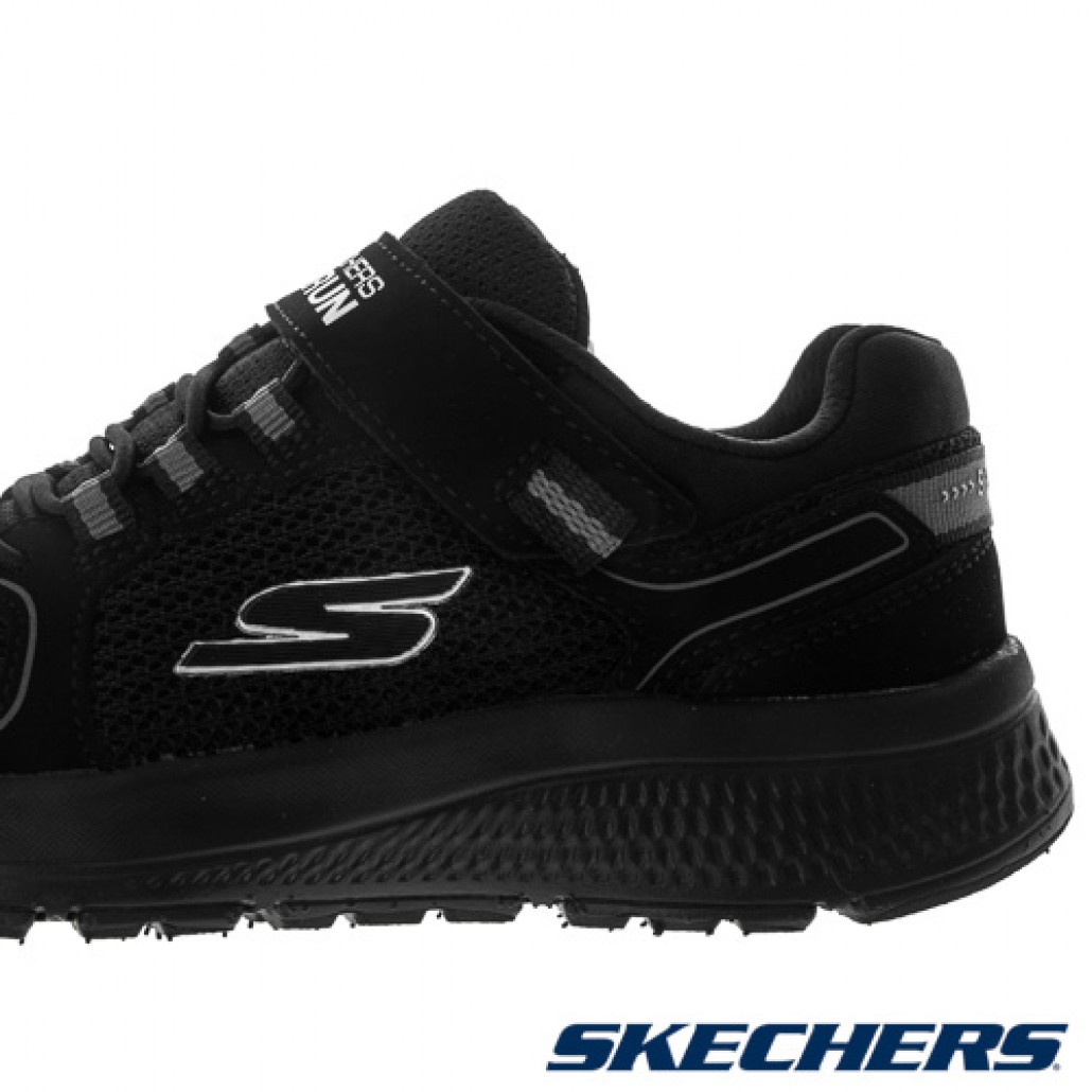 skechers_20240104185816_106168.jpg