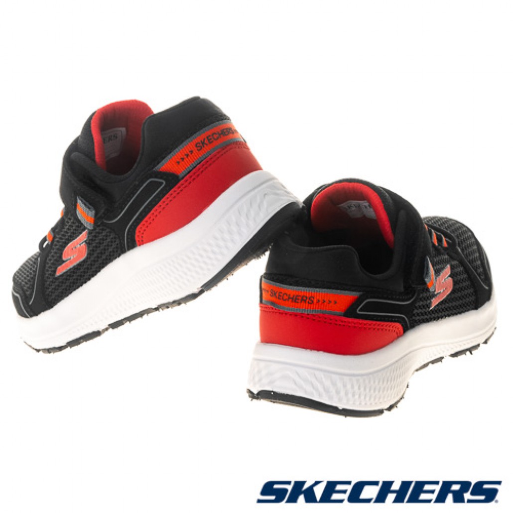 skechers_20240104185818_431158.jpg