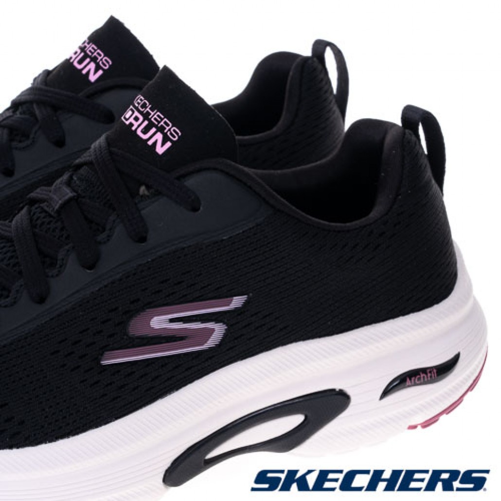 skechers_20240711181909_390415.jpg