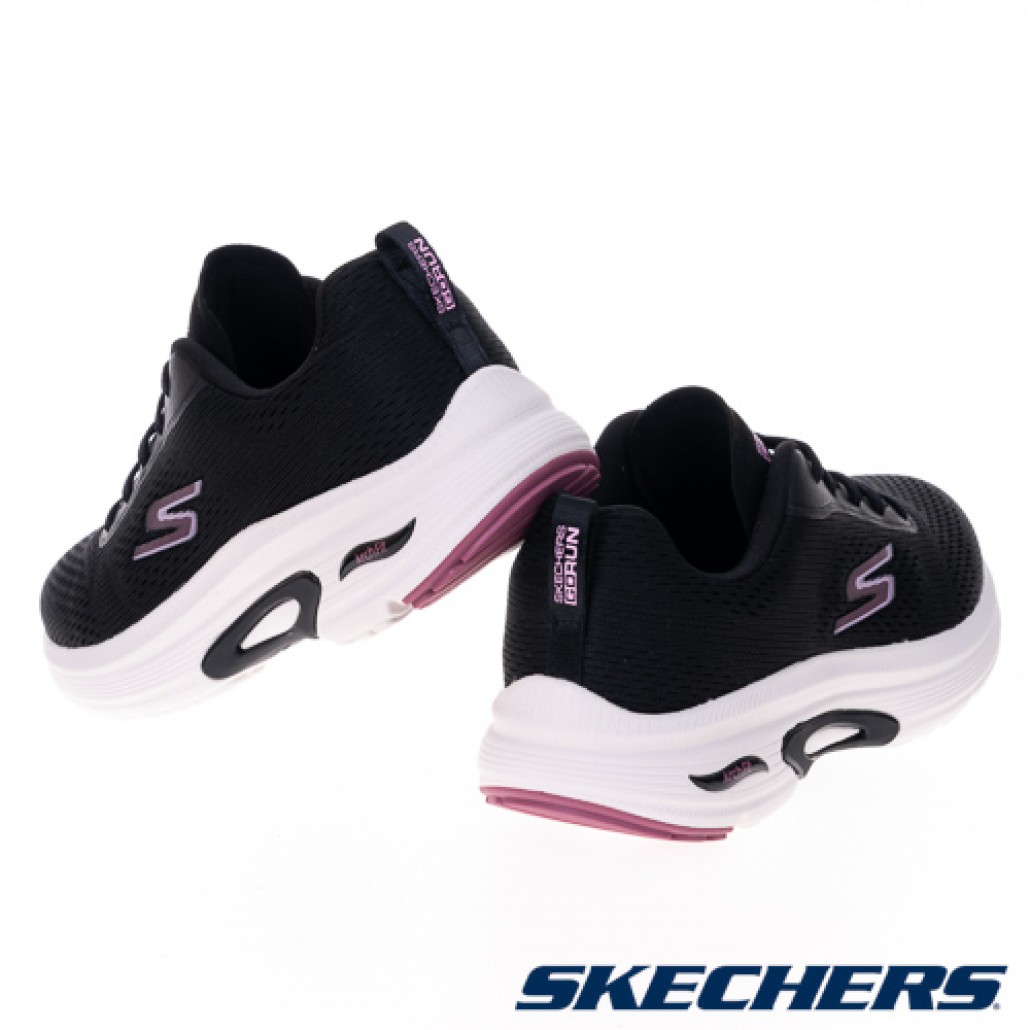 skechers_20240711181910_775252.jpg