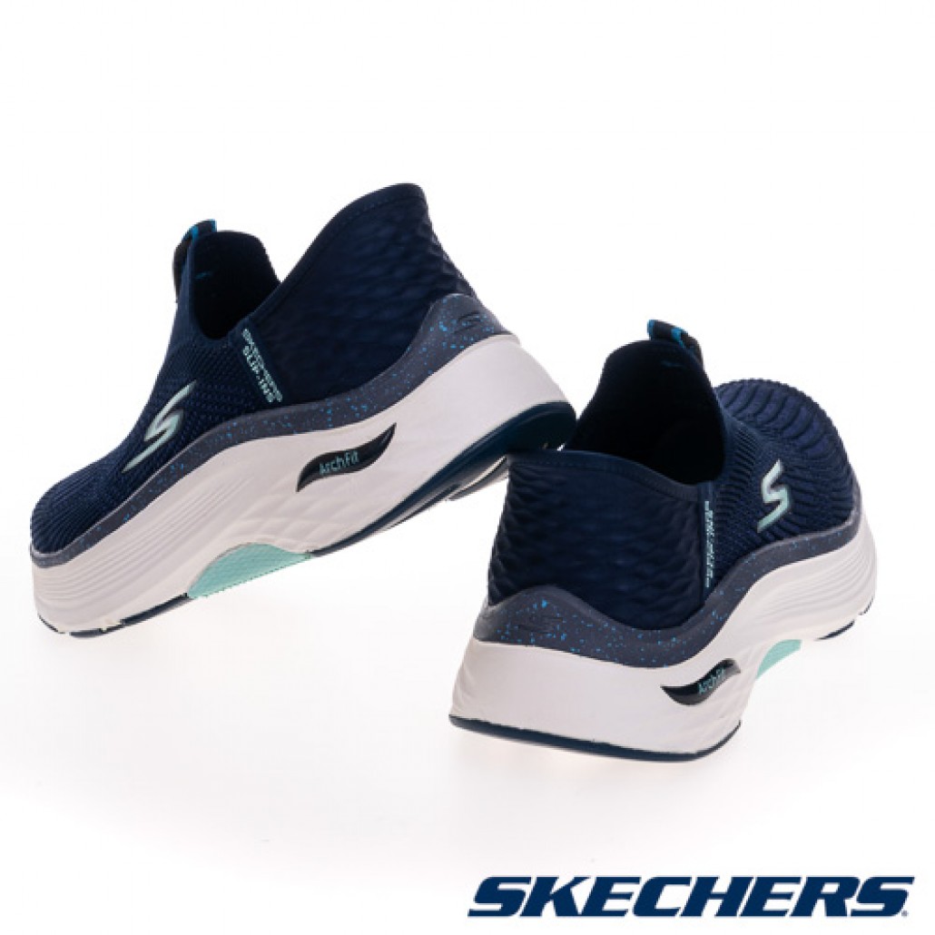 skechers_20240918160314_379718.jpg