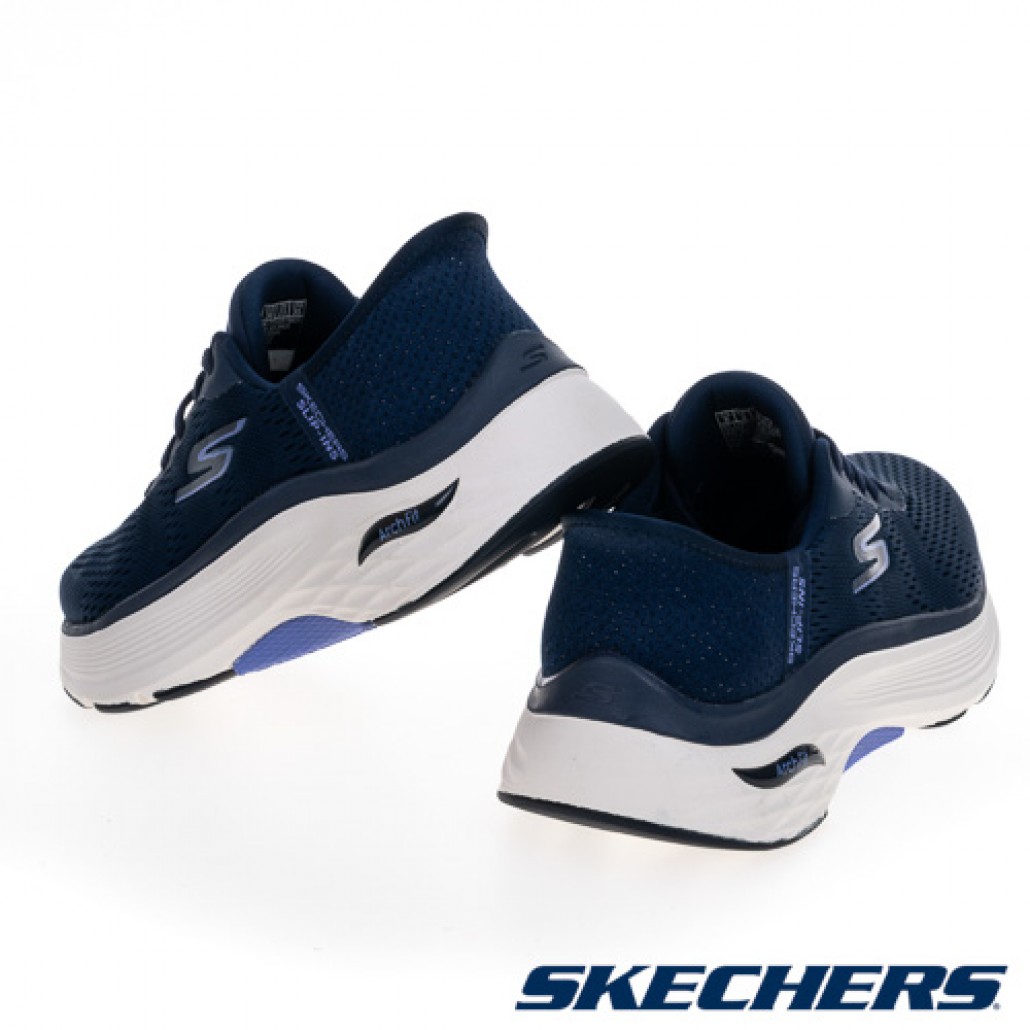 skechers_20240918160315_634250.jpg