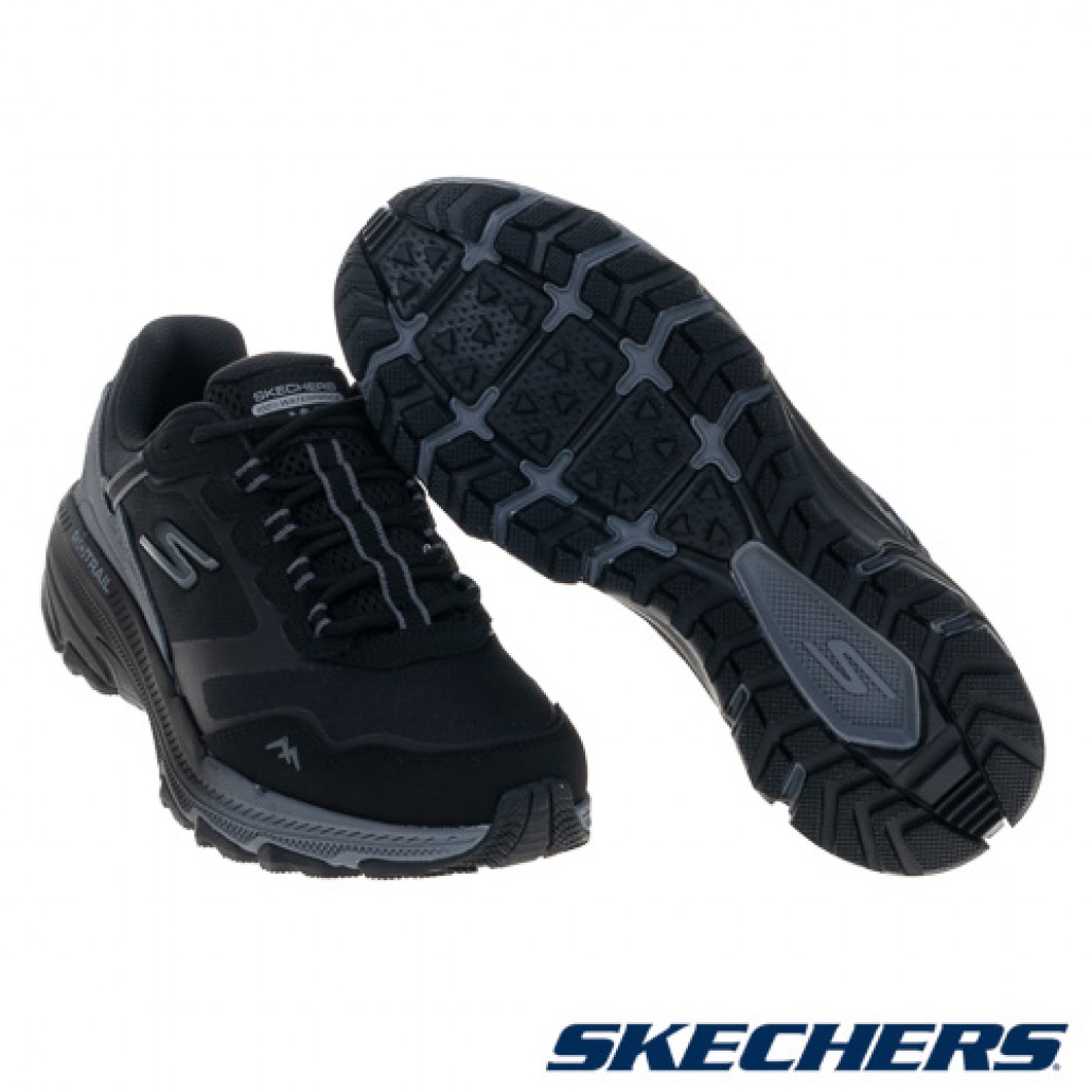 skechers_20241028173205_966636.jpg