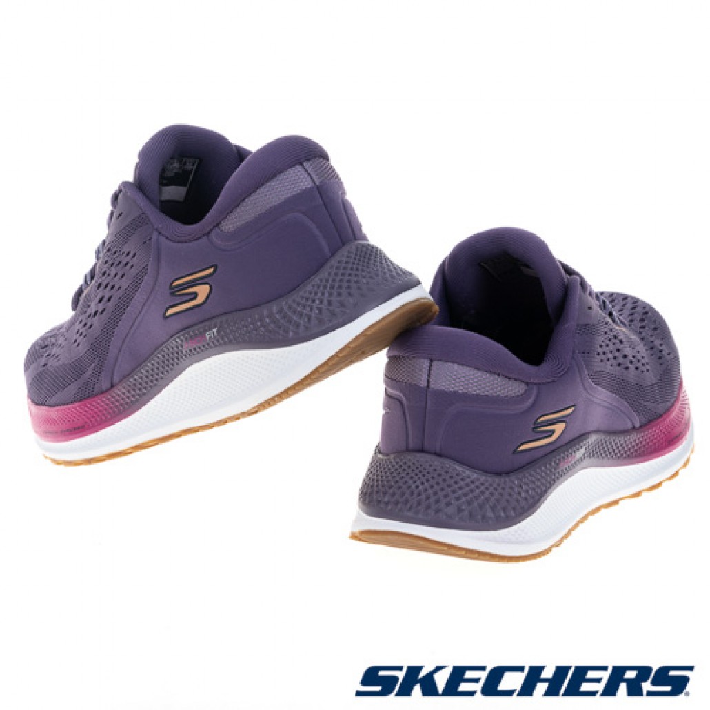 skechers_20241028173210_451553.jpg