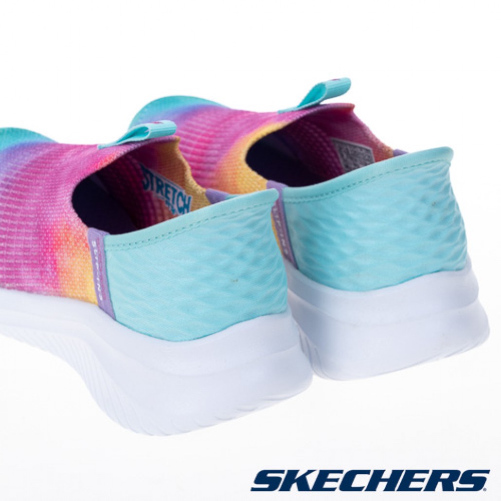 skechers_20241028173213_625221.jpg