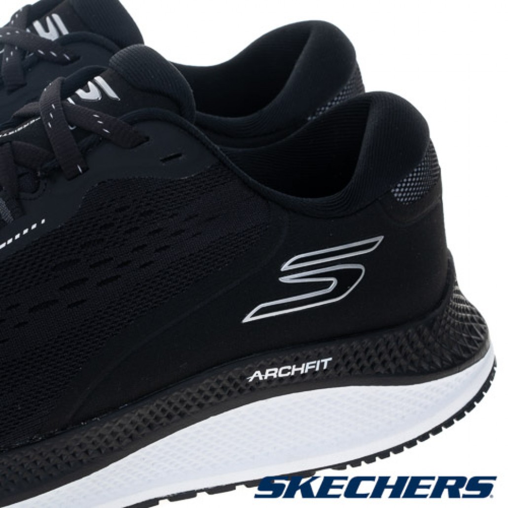 skechers_20241028173314_542146.jpg