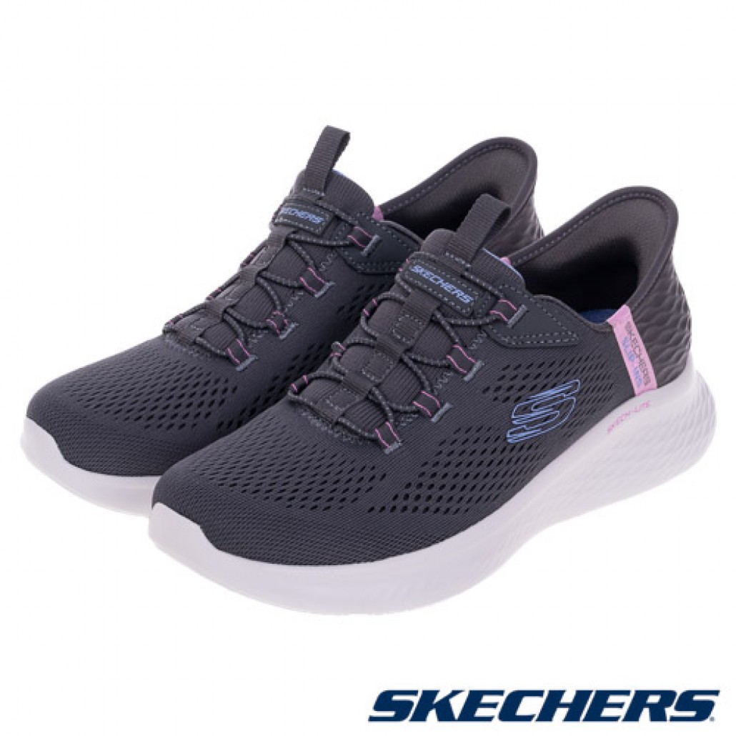 skechers_20241029184125_453404.jpg