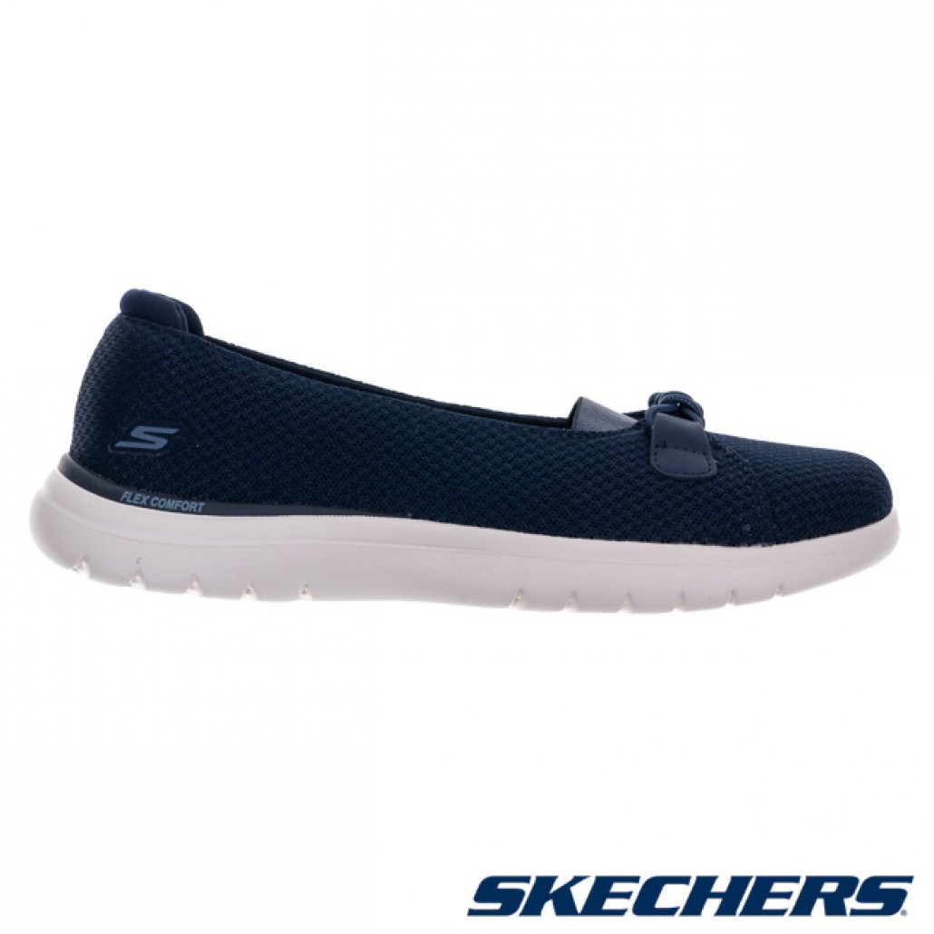 skechers_20241029184139_180494.jpg