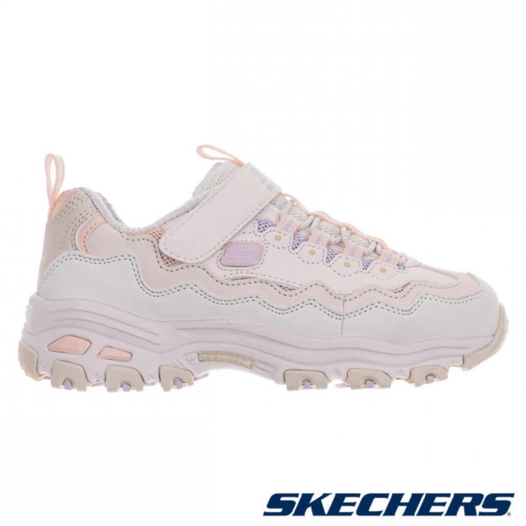 skechers_20241029184141_362797.jpg