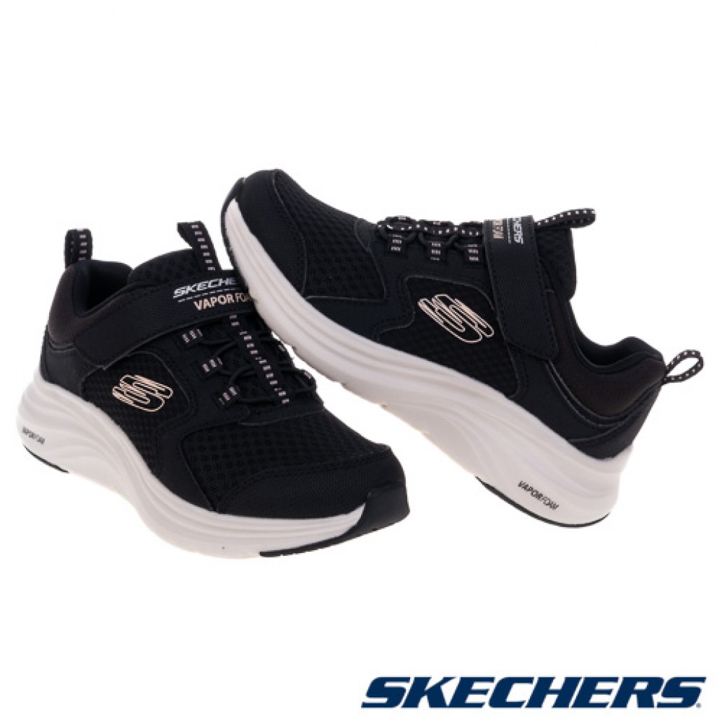 skechers_20241029184142_915415.jpg