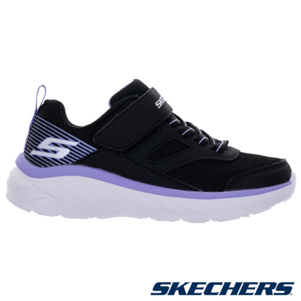 skechers_20241029184145_534483.jpg