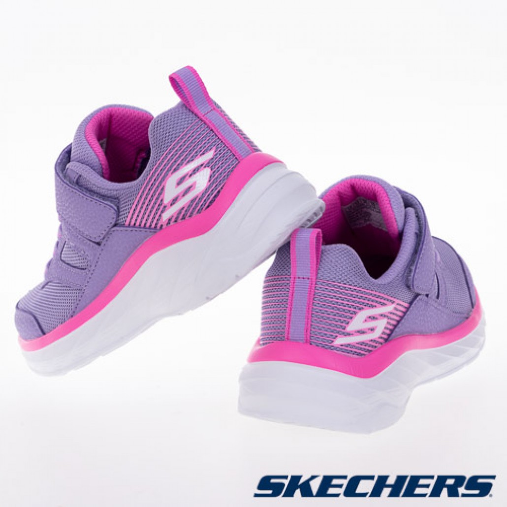 skechers_20241029184147_767114.jpg