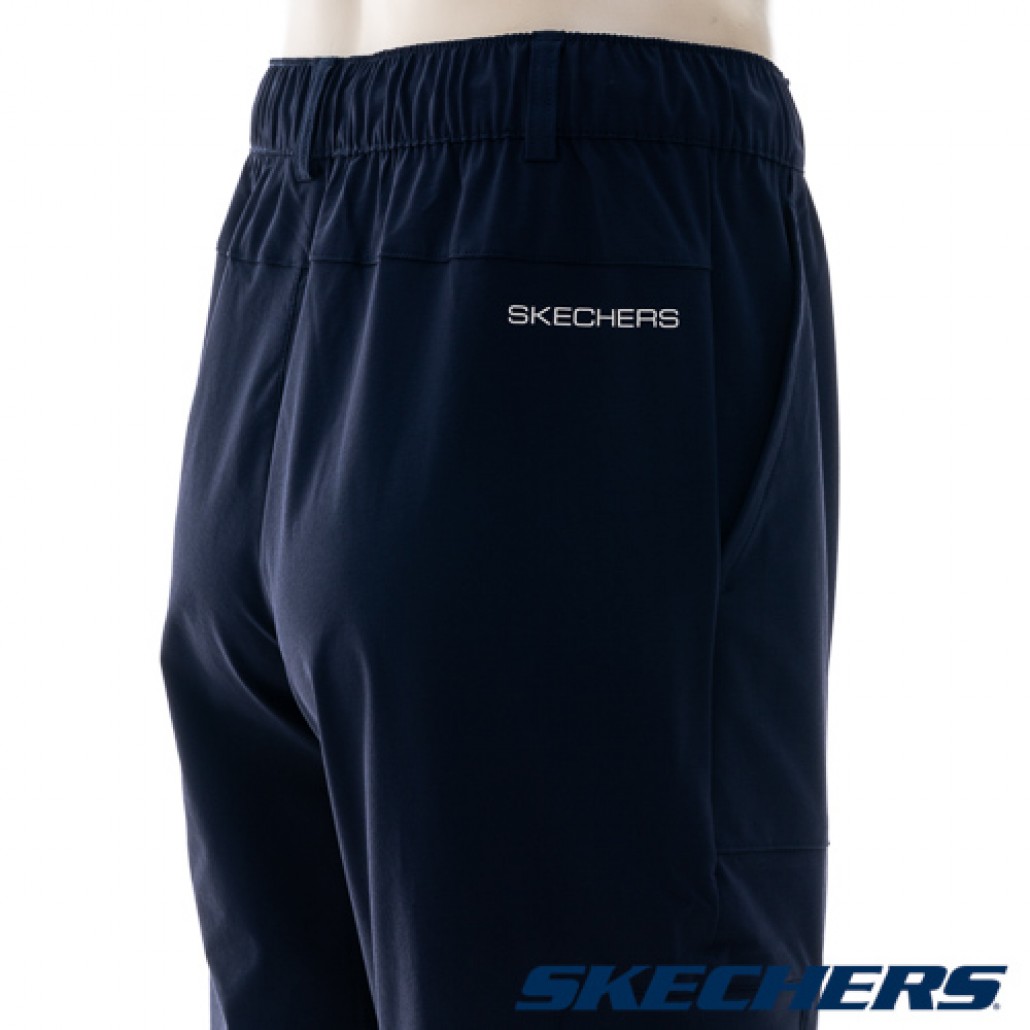 skechers_20241029184316_137846.jpg