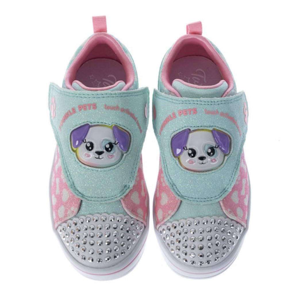 skechers_20250709151521_731533.jpg