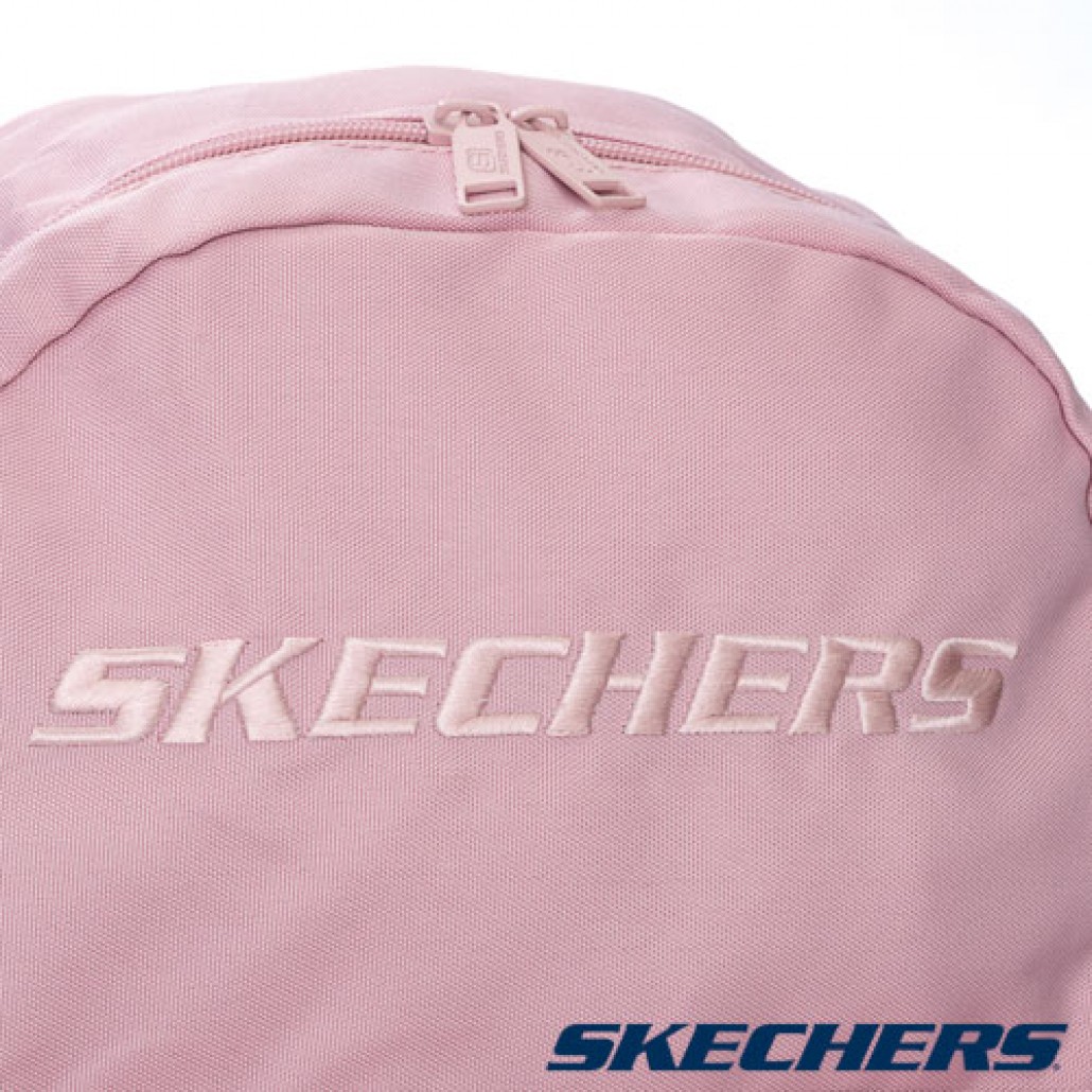 skechers_20250816141345_316366.jpg