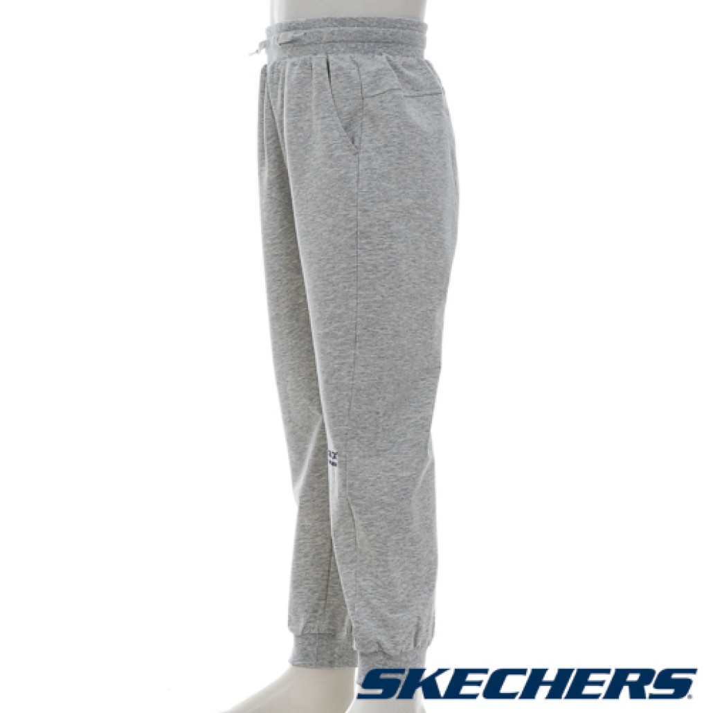 skechers_20250816151650_514950.jpg