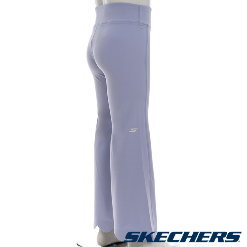 skechers_20250816151724_581060.jpg