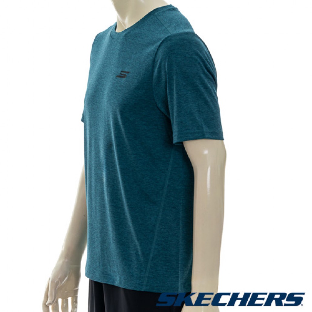 skechers_20250816151839_853065.jpg