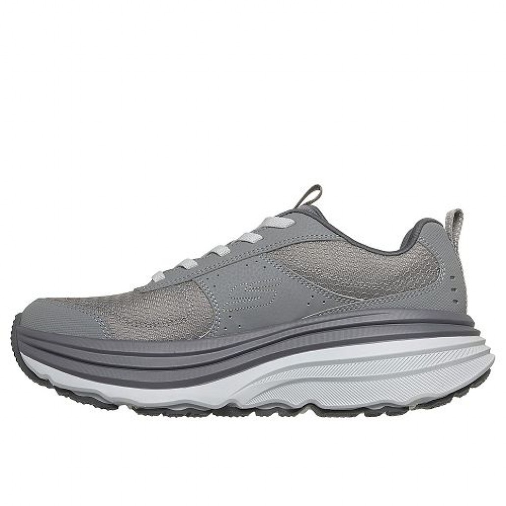 skechers_20260106143326_952840.jpg