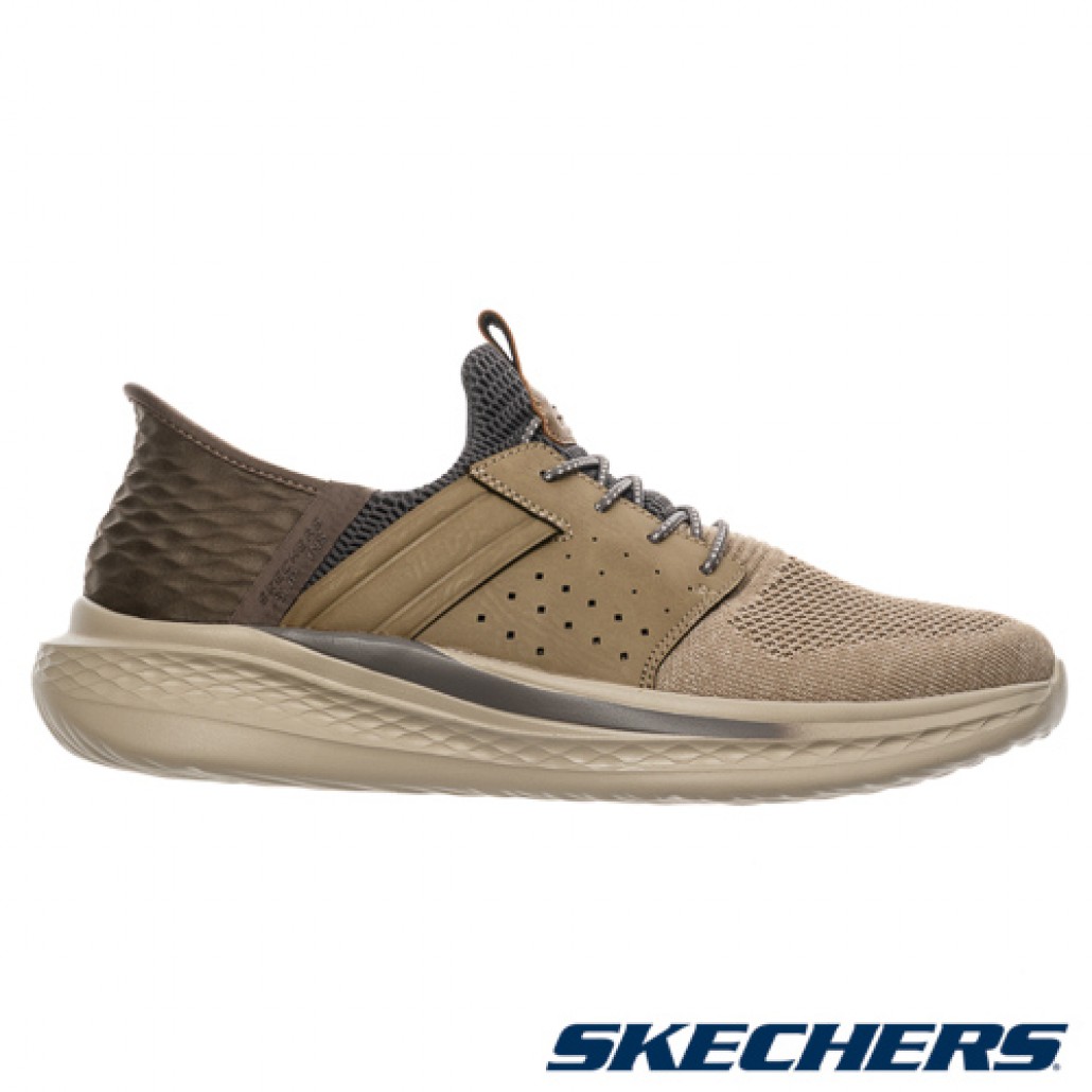 skechers_20260126175402_899501.jpg